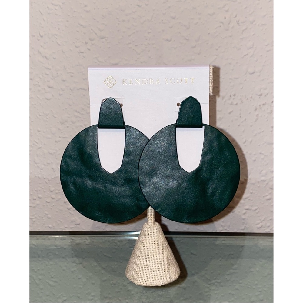 Kendra Scott Diane Statement- Matte Green